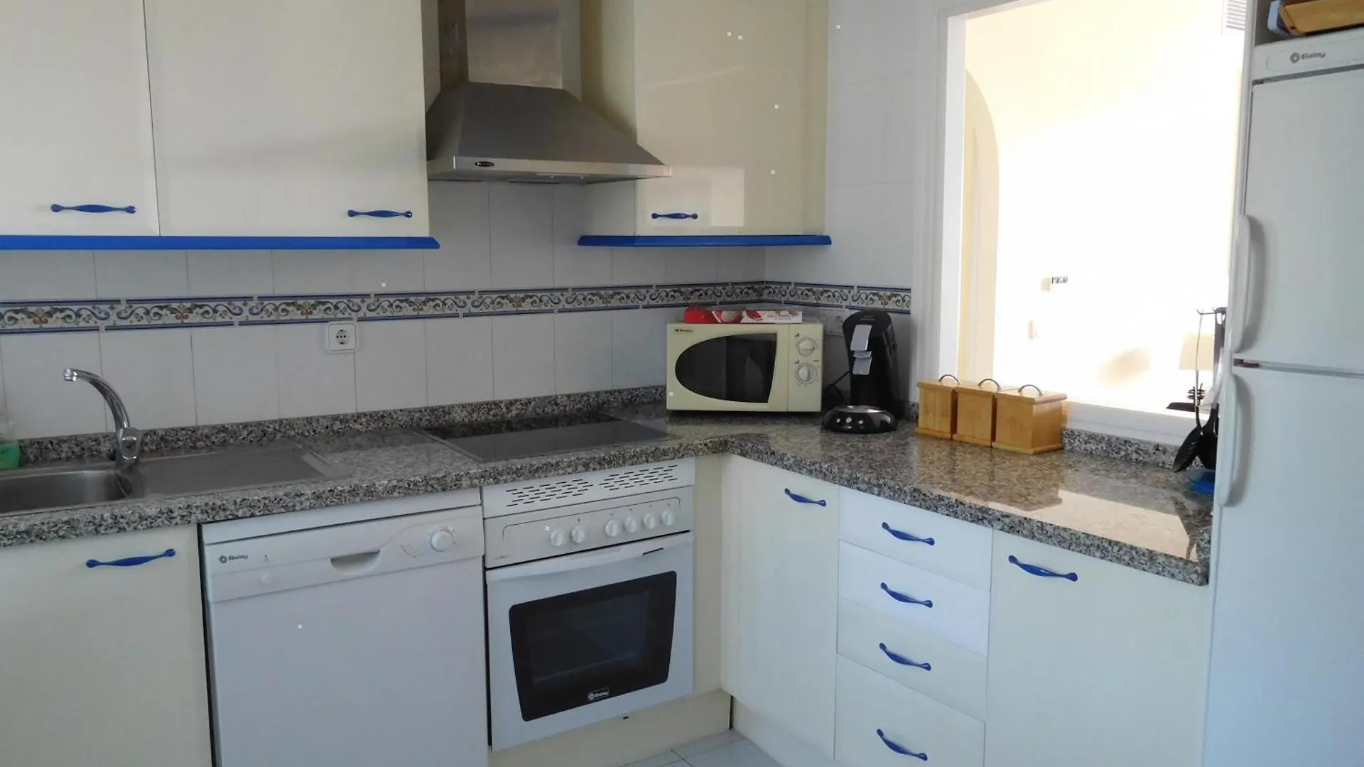 Wunderschoene Wohnung 5 Personen Super Meerblick Castillo de Sabinillas Appartement